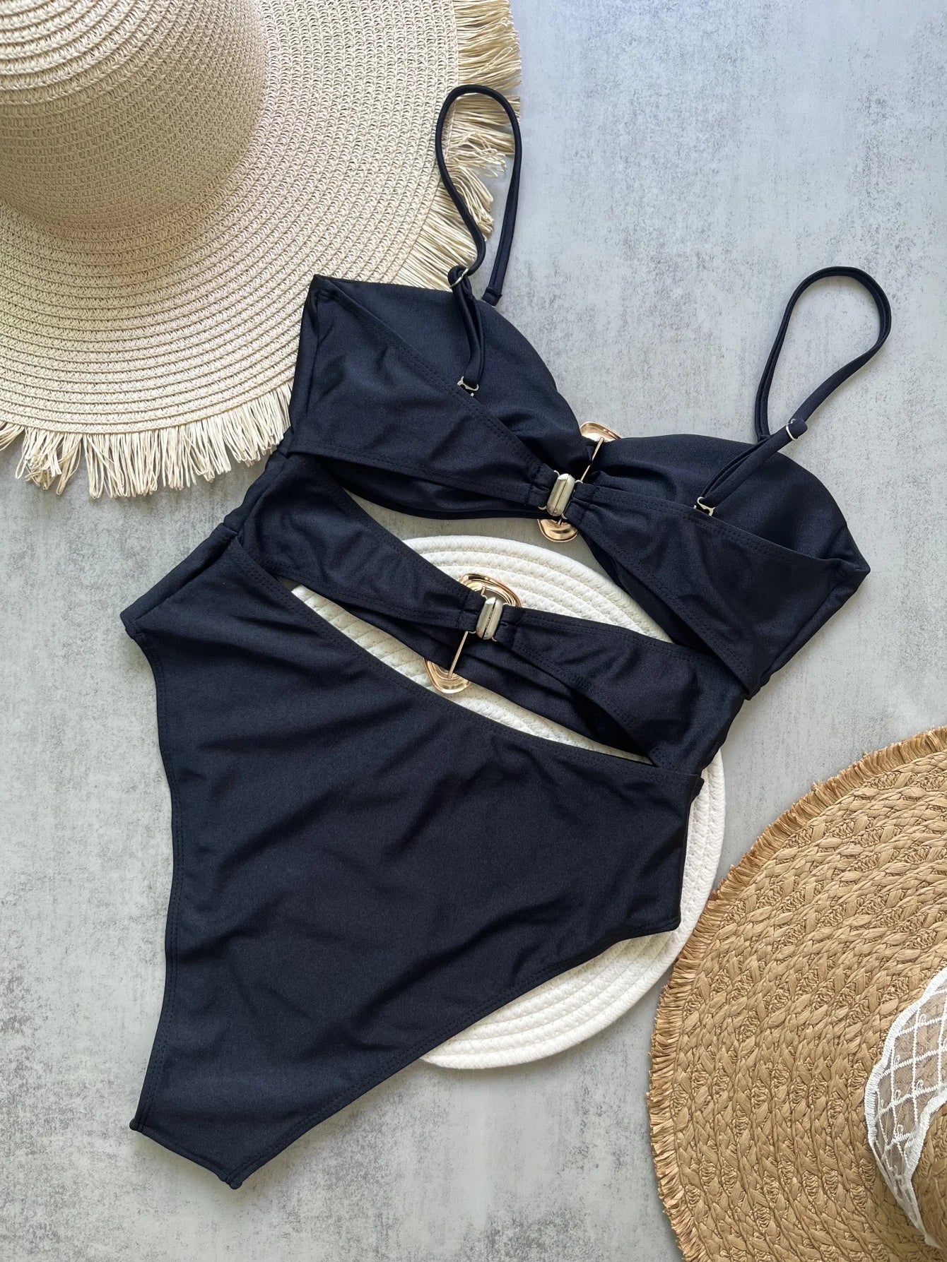 Sexy Metal Ring Cut Out Swimwear