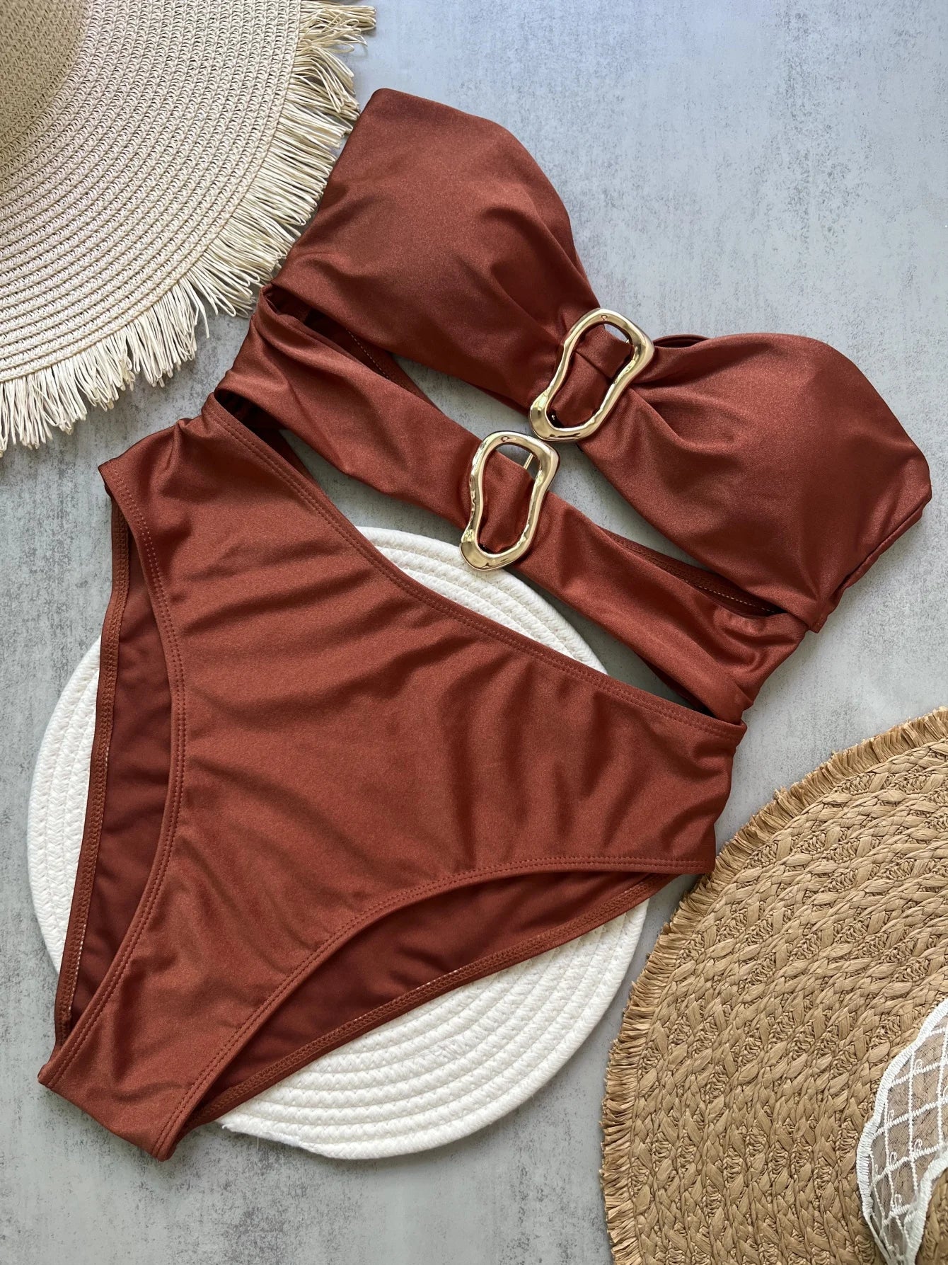 Sexy Metal Ring Cut Out Swimwear